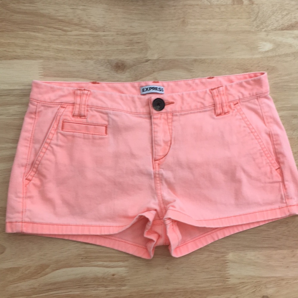 Women’s Express shorts | Size 2